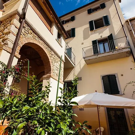 Nonno Alberice Apartahotel *